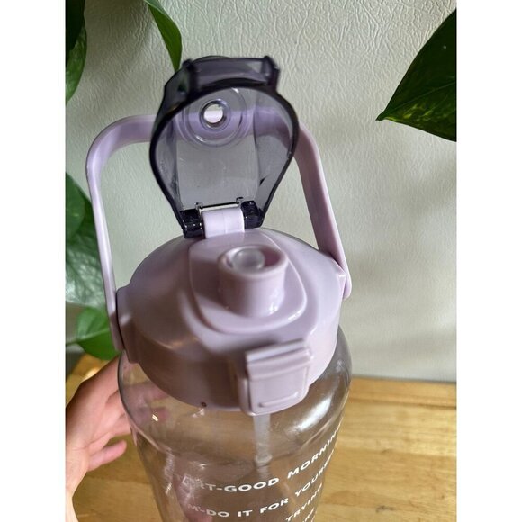 9am-9pm Hydrating Plastic Waterbottle - Picture 5 of 8